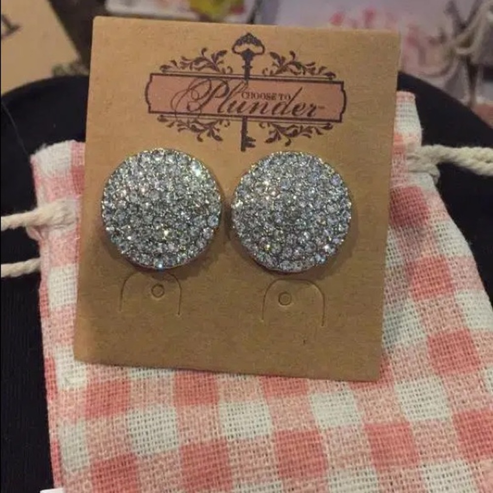 Lucy earrings